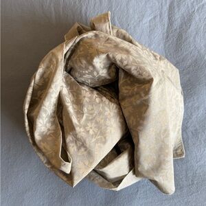 MARC JACOBS Neutral Floral Scarf – Lightweight Wrap Shawl